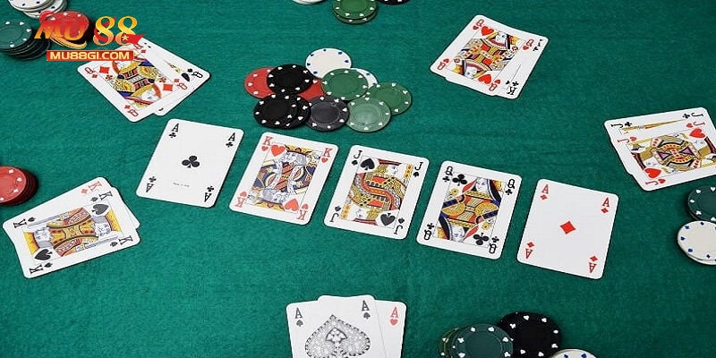 Cách chơi Poker 2 lá xác định thắng thua trên bàn cược